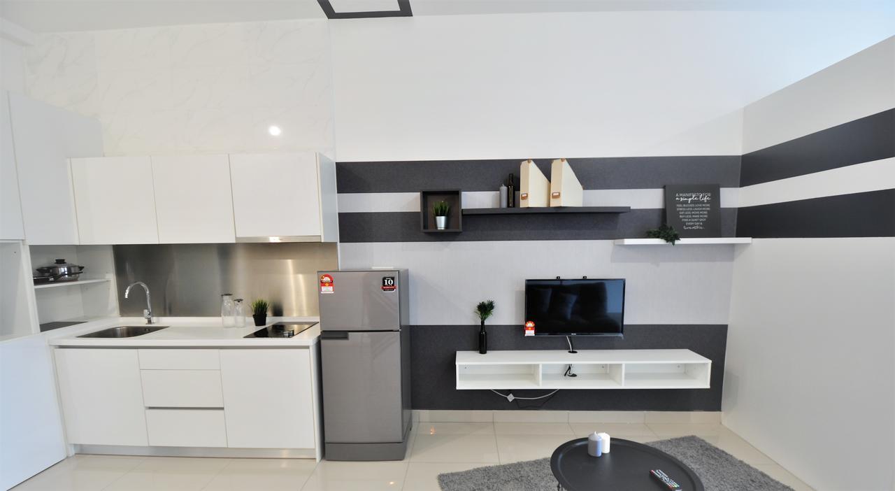 Kitolo Home @ Twin Galaxy 02, Jb星梦奇缘studio款 Johor Bahru Buitenkant foto